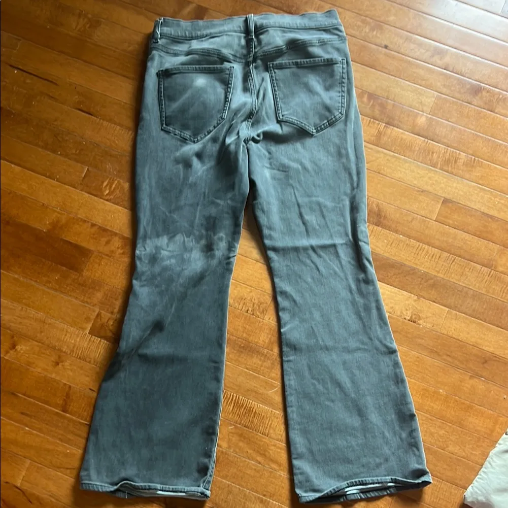 Women's Gray Flared Express Jeans - Image 4