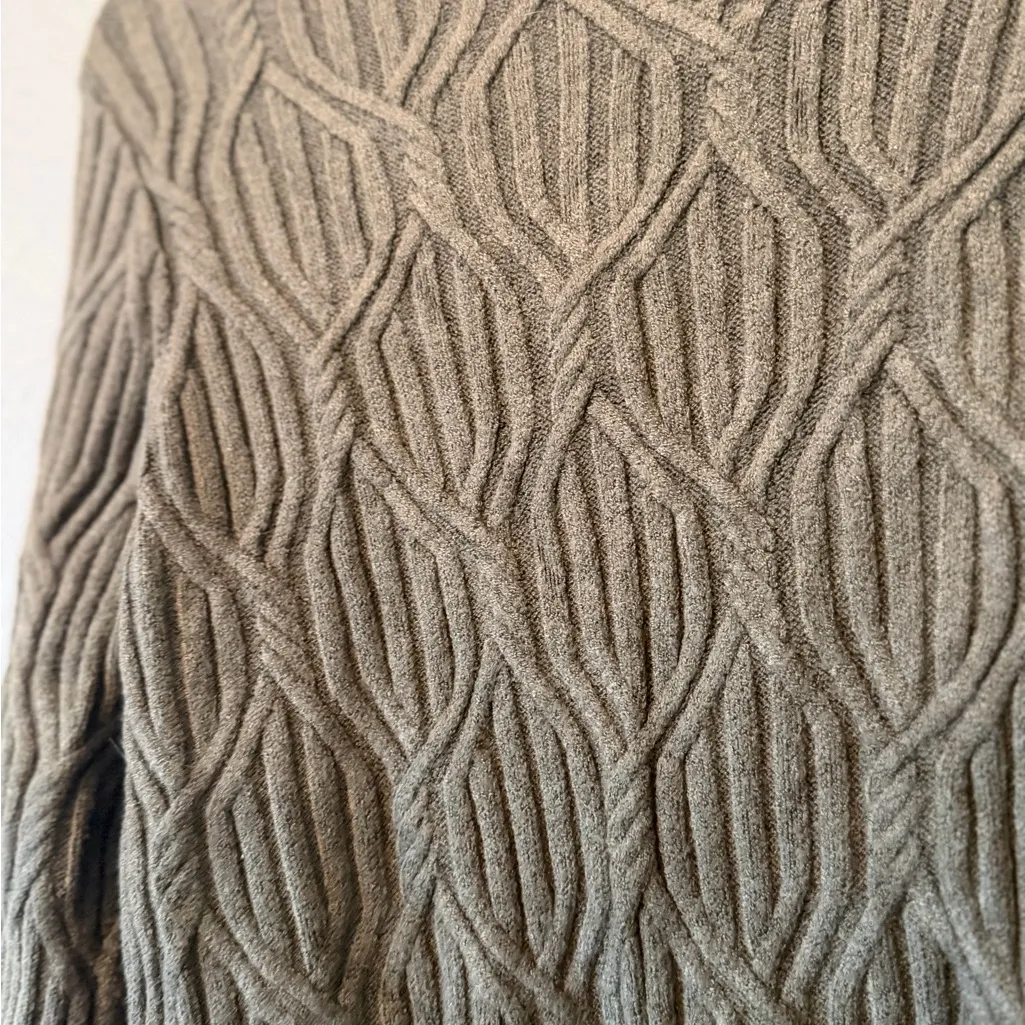 Cyrus Brown Cable Knit Women's Cardigan - Image 3