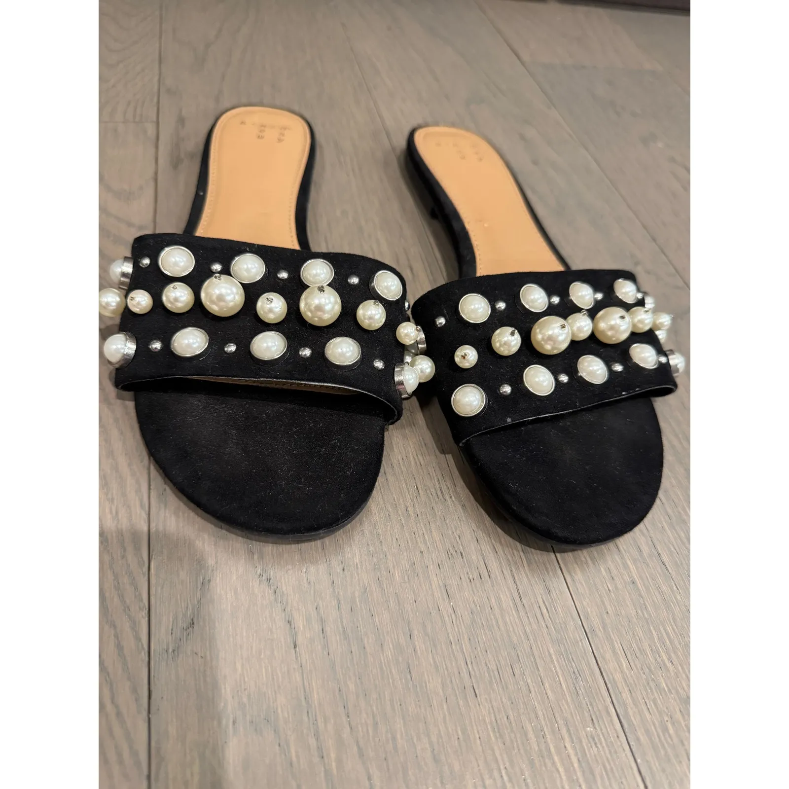 A New Day Size 7 Black Faux Pearl Embellished Flat Slip On Slide Sandals - Image 2