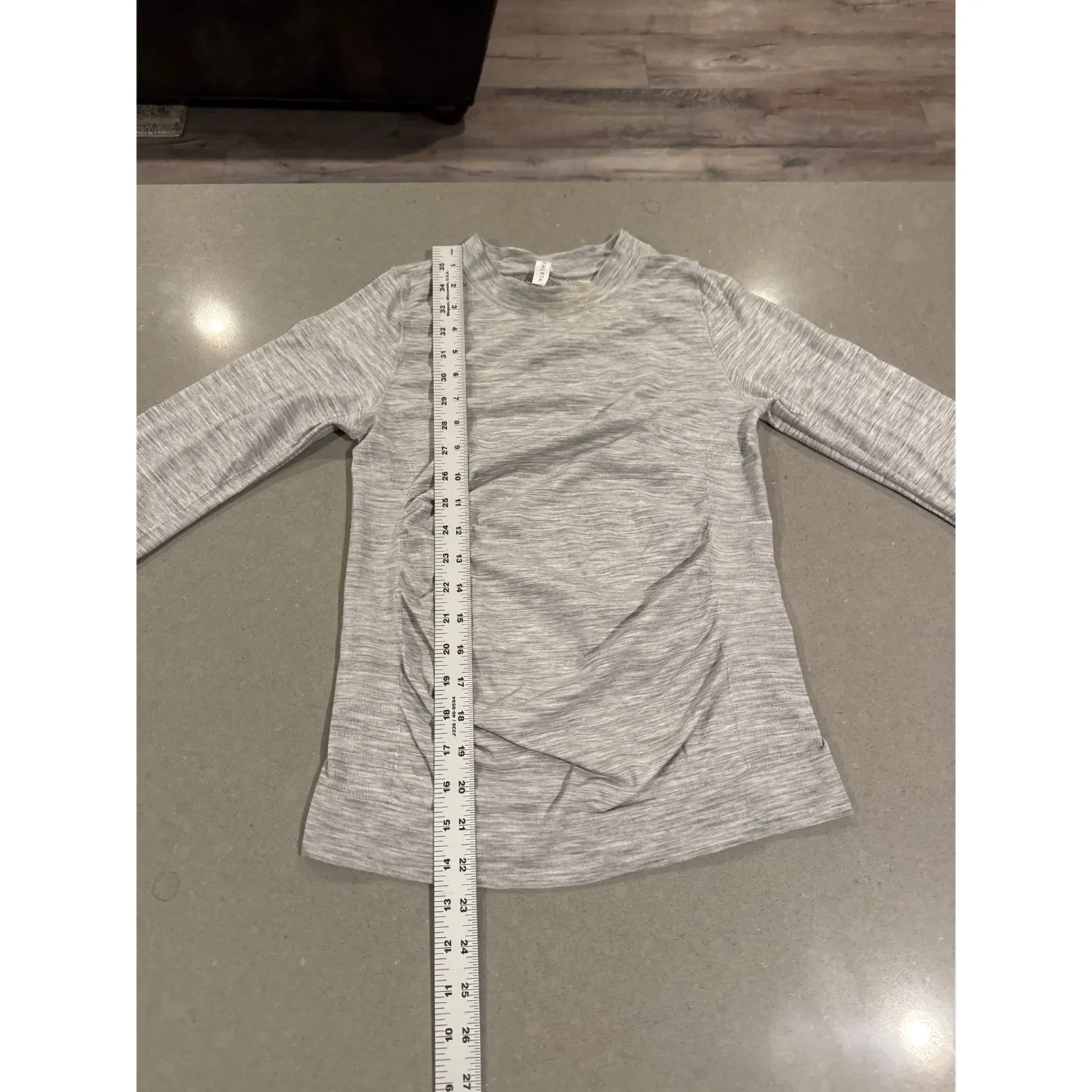 Athleta Long Sleeve Top Crew Neck Ruched Casual women's small‎ - Image 2