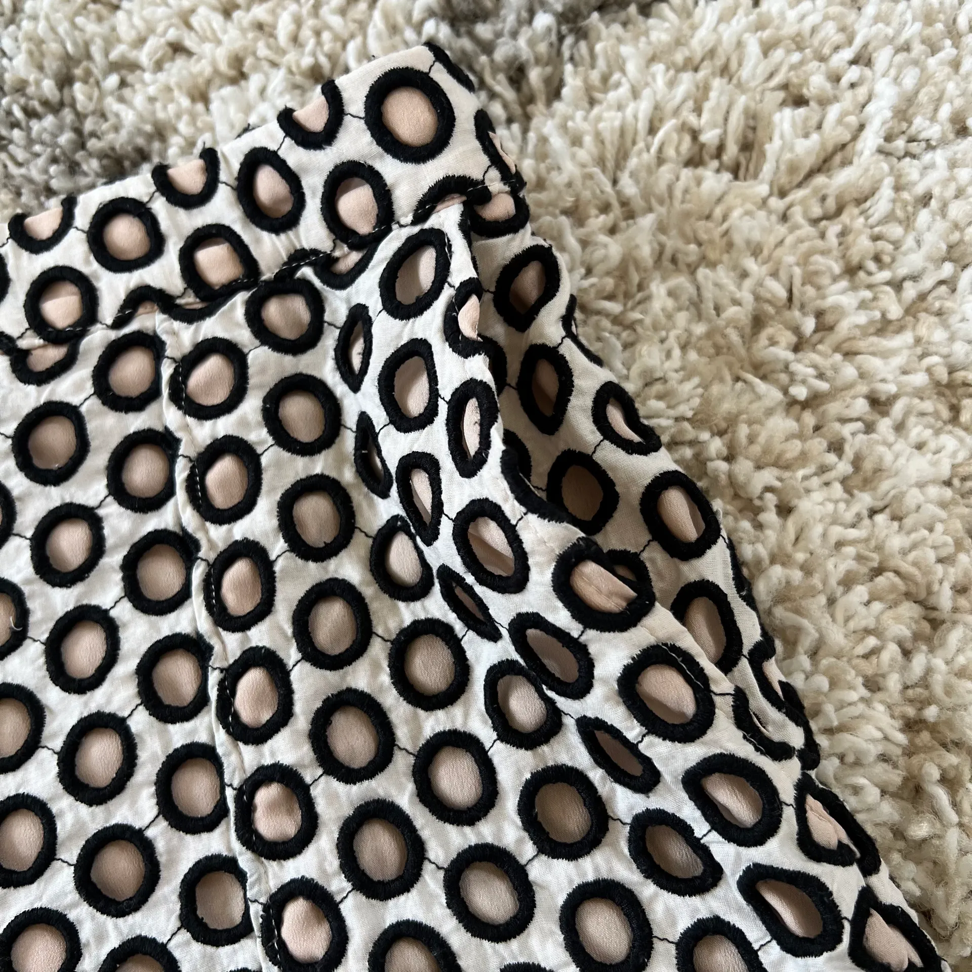 EUC J. CREW Punched Out Large Eyelet Shorts - Image 5