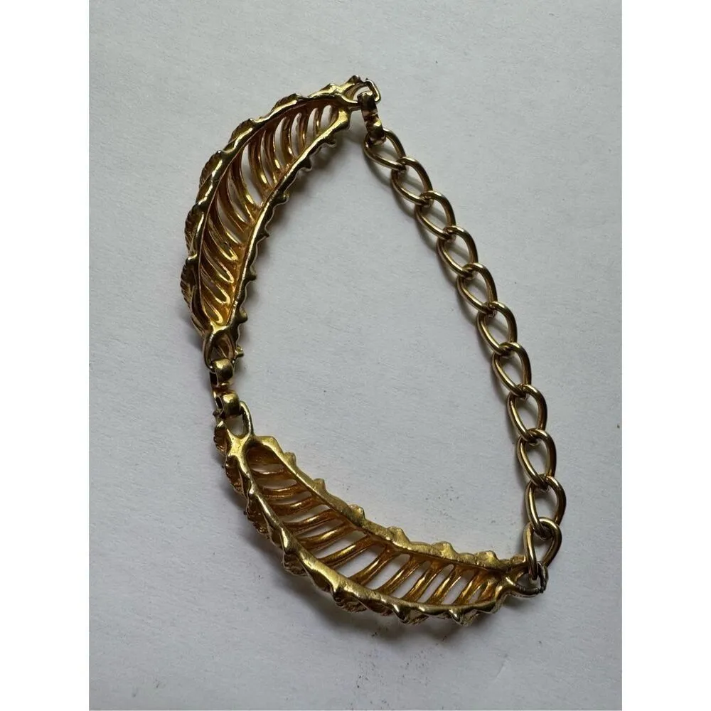 Vintage Womens Gold Tone Twist Detailed Slip On Chain Bracelet Dainty Minimalist - Image 4