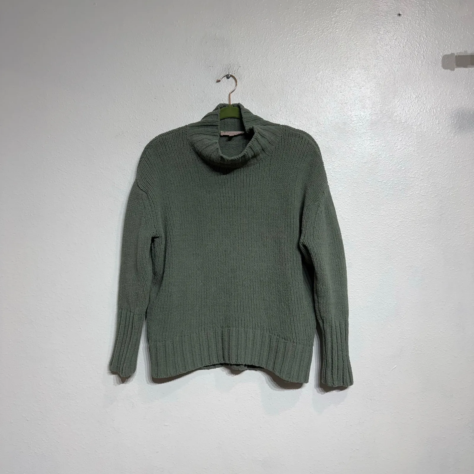 Philosophy Green Mock Neck Sweater Sz M - Image 2