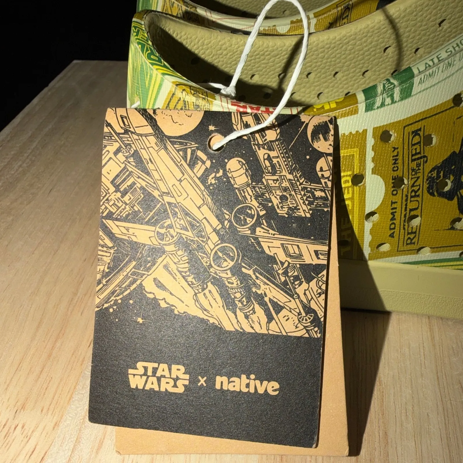 Native Jefferson Print Star Wars Return of the Jedi Yellow Shoes Women US M5 W7 Size 7 - Image 4