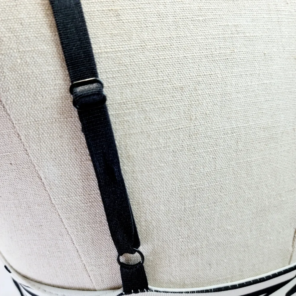 Forever 21 black and white striped halter bikini top - Image 4