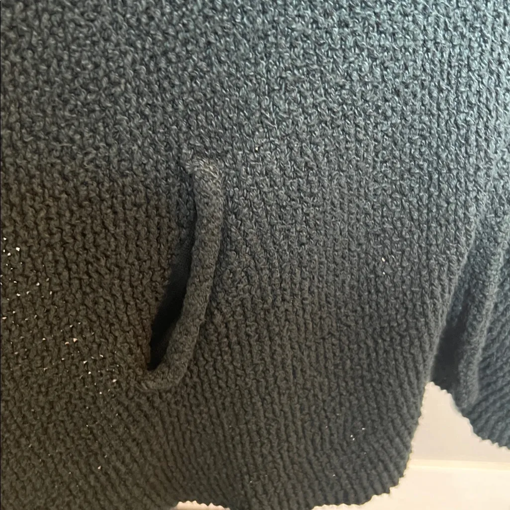 Free People Red Handkerchief Hem Longline Cardigan Green Sweater Size Small - Image 4