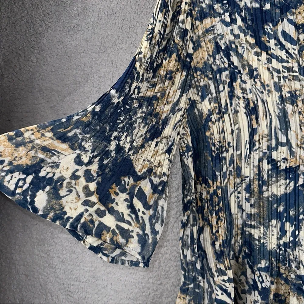 Maggie Barnes Top Womens 2X Blue Watercolor Catherine's Pleated Studded Tunic - Image 4