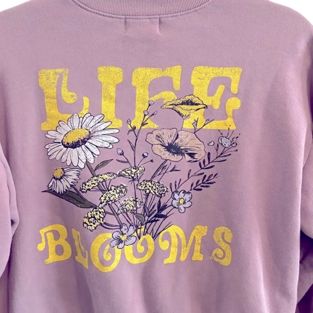 Urban Nation Lavender Life Blooms Graphic Crew Neck Sweatshirt - Image 9
