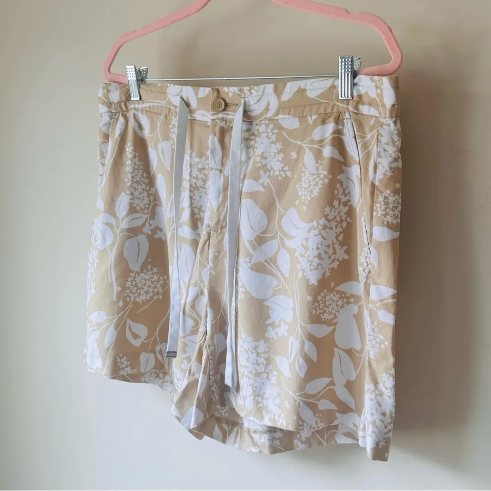 United Colors of Benetton Floral Print Shorts - Size XL - Image 5