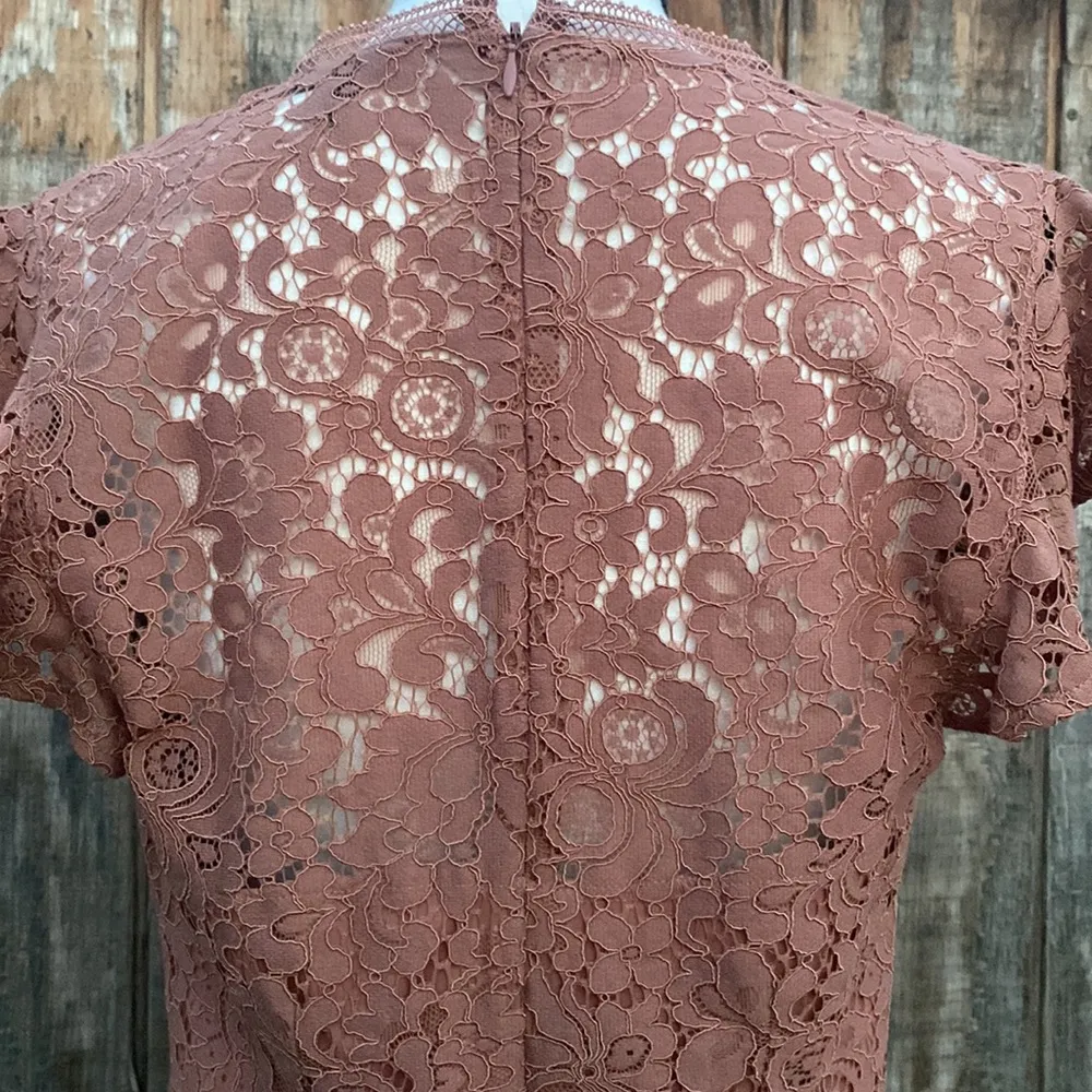 Express Pink Dusty Rose Lace Cap Sleeve Knee Length Dress Size 10 - Image 10
