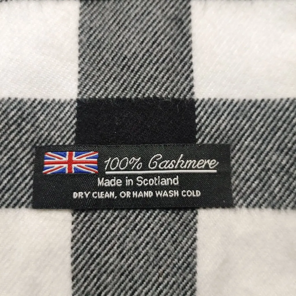Fall Cashmere Scarf Plaid Black White Buffalo Checkered Print Fringe Scotland - Image 2