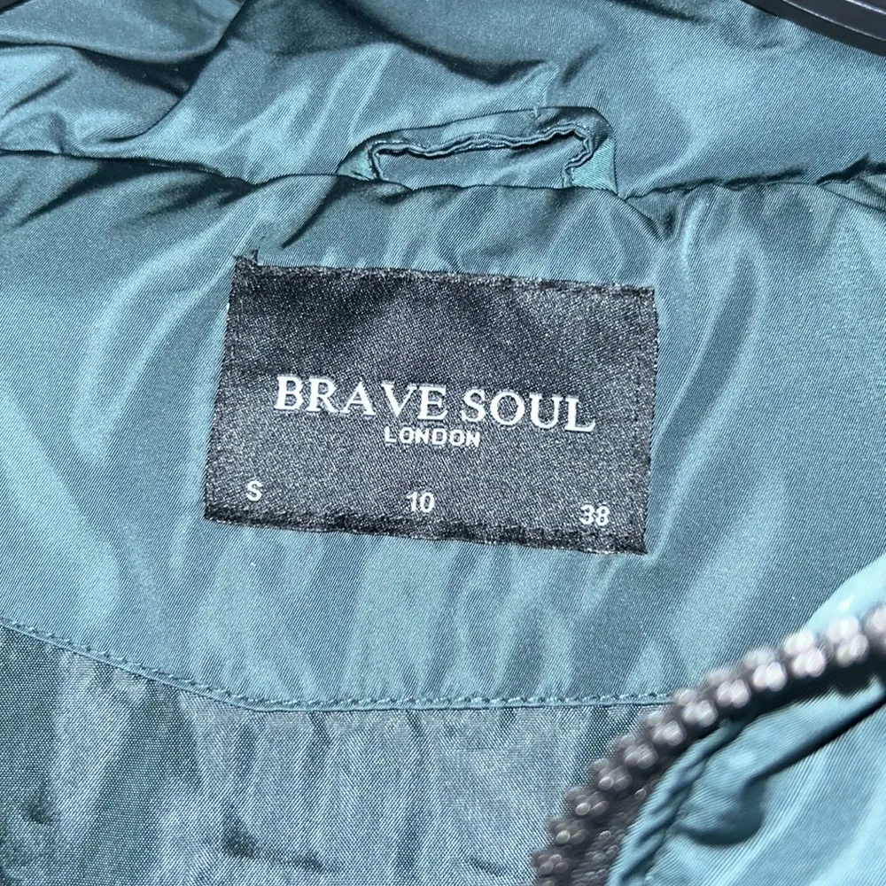 Brave Soul Women’s Puffer Jacket Size 10-NWOTS - Image 2