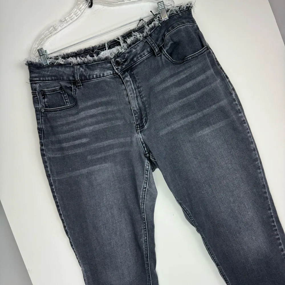 Kancan Frayed Waist High Rise Skinny Jeans Sz 20 Black Wash Distressed Hem - Image 7