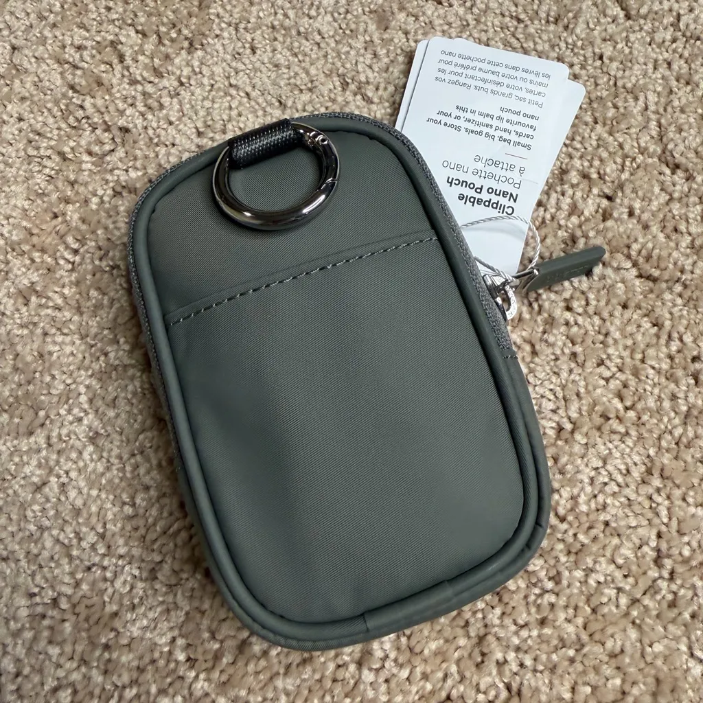 Lululemon Clippable Nano Pouch Grey Sage NWT - Image 4