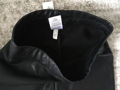 NWT  high waisted faux Thermal leather pull on leggings Size S - Image 7