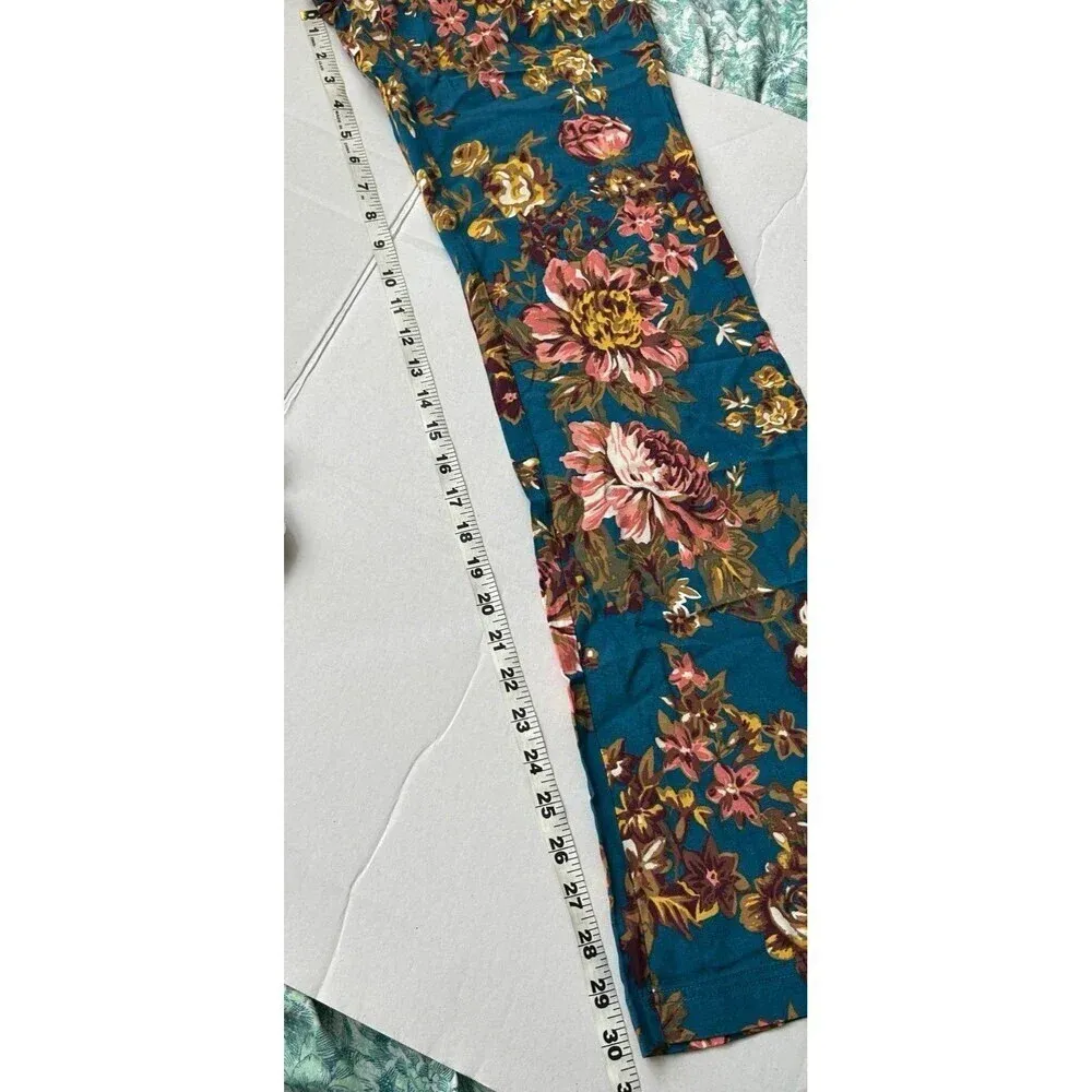 Tavik Women’s floral pull on Palazzo pants size S NWT - Image 7