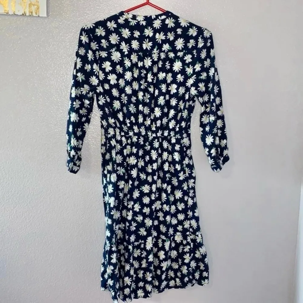 Old Navy  Blue floral white flowers long sleeve midi dress - Image 4