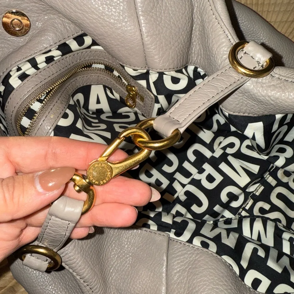 Marc by Marc Jacobs Shoulder Bag 🤎 - Image 8