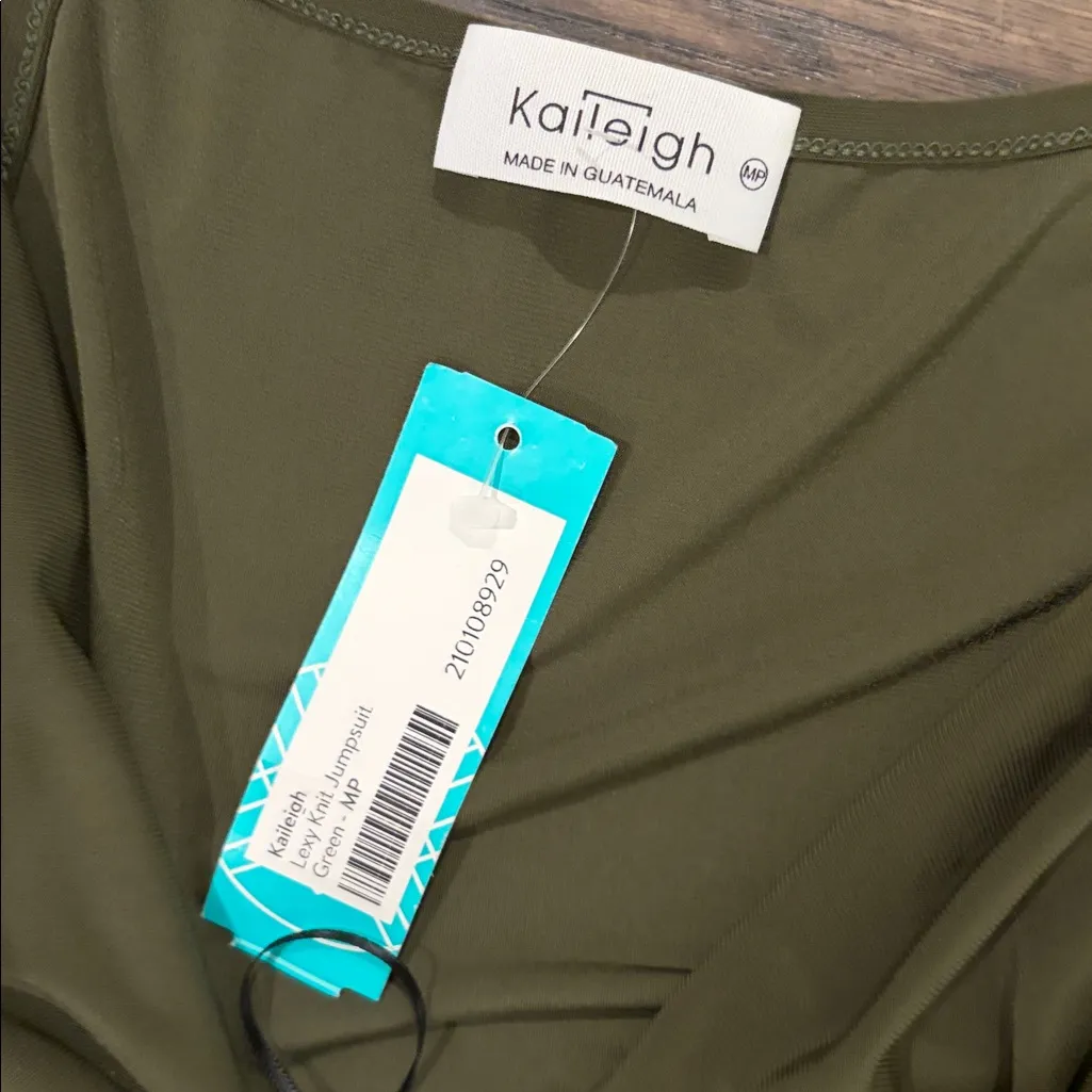 New With Tags Kayleigh Petite Lexy Knit Jumpsuit Sz MP - Image 6