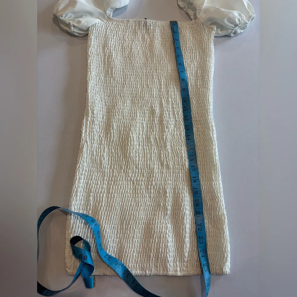 PRETTYLITTLETHING White Bodycon Ruched Dress‎ with Balloon Sleeves NWOT Size 6 - Image 5