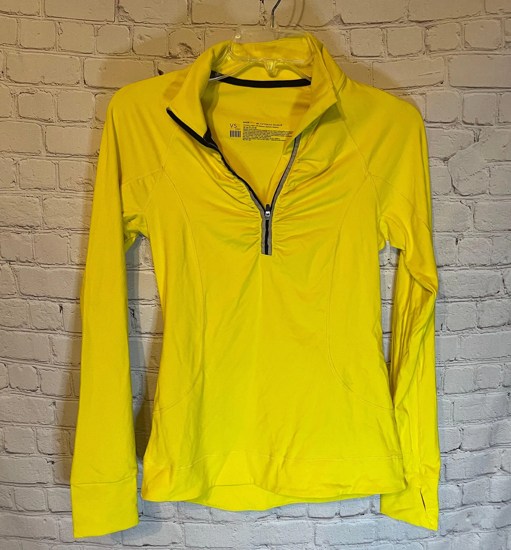 Victoria Sport VSX Yellow 1/4 zip pullover, XS - Image 2