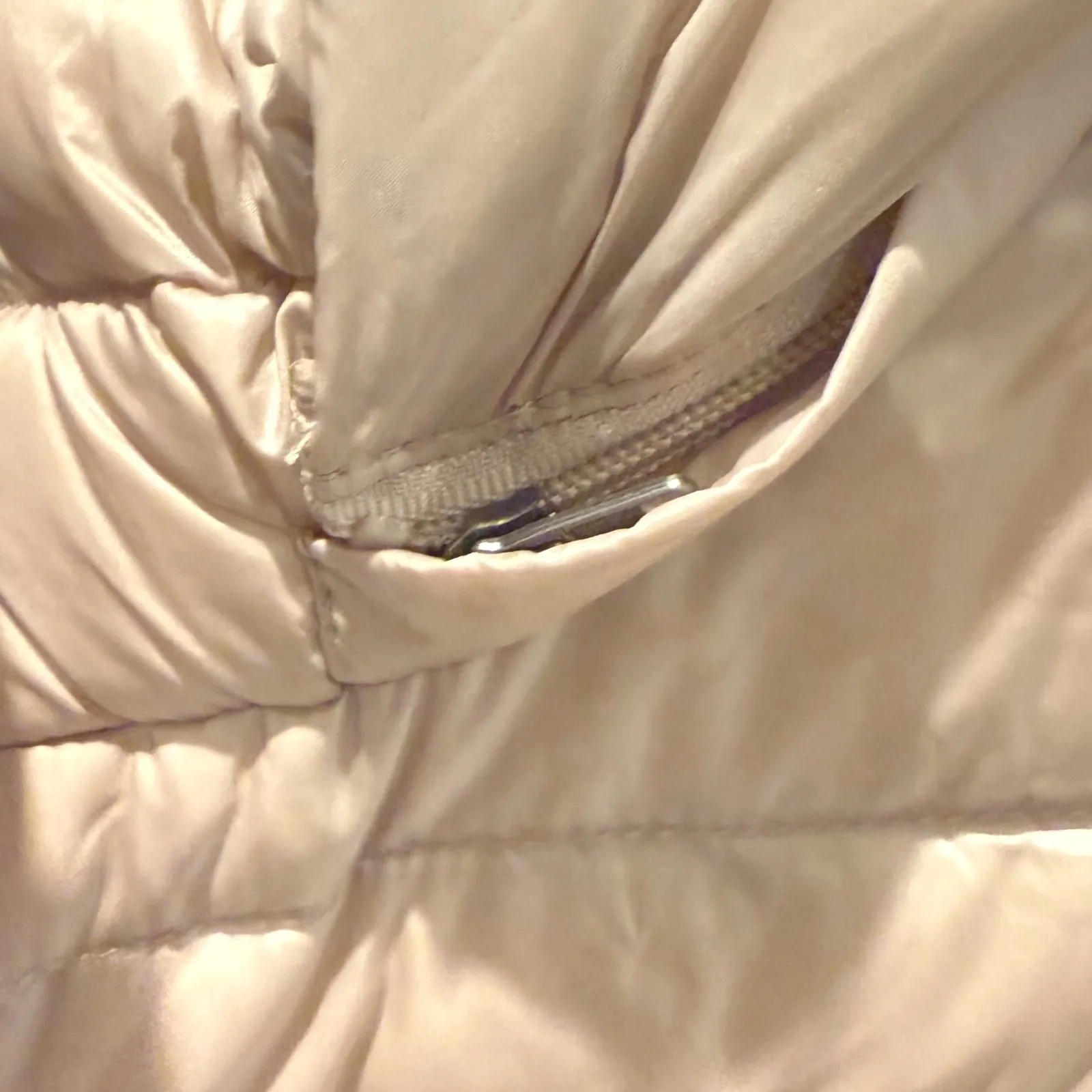 32 Degrees Heat Packable Down Puffer Coat Womens XS Lightweight Hooded Beige - Image 9