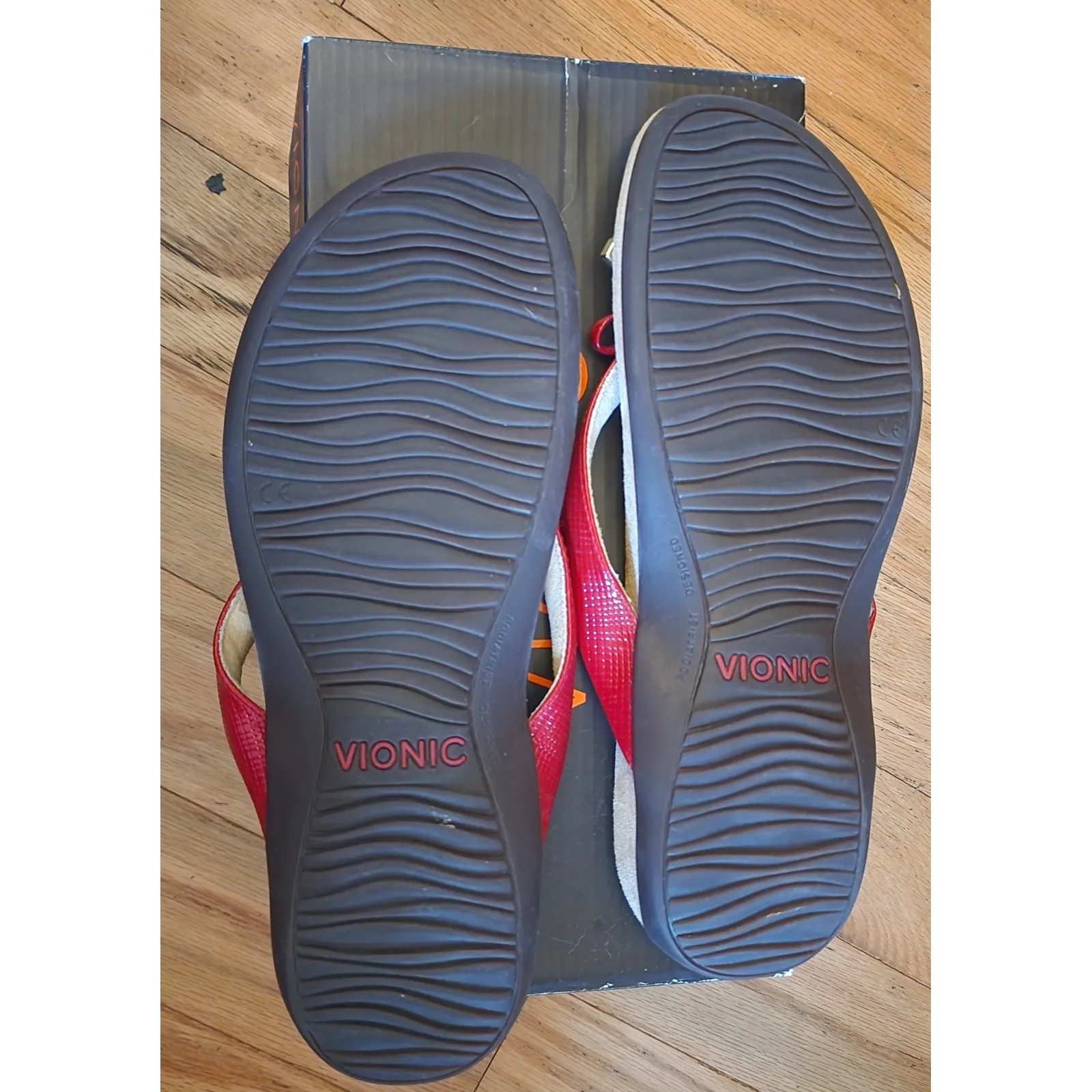 Vionic Bellaii Lizard Red Flip Flop Sandals Women Size 9 Orthotic Comfort - Image 4