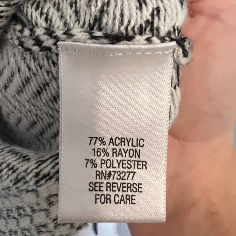 Dana Buchman - Patchwork Sweater‎ - Image 4