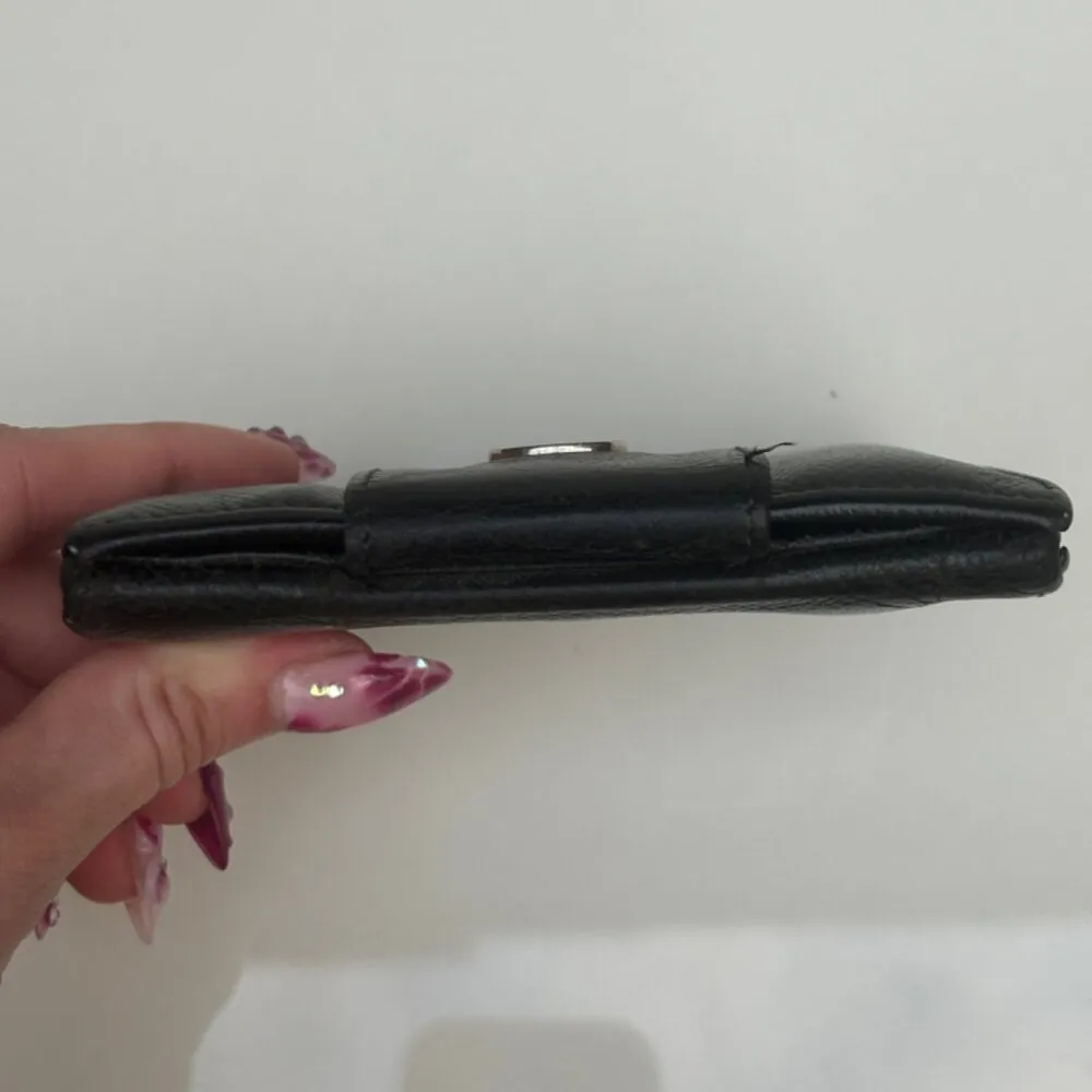 Bvlgari bifold Square Black Leather Wallet. - Image 16