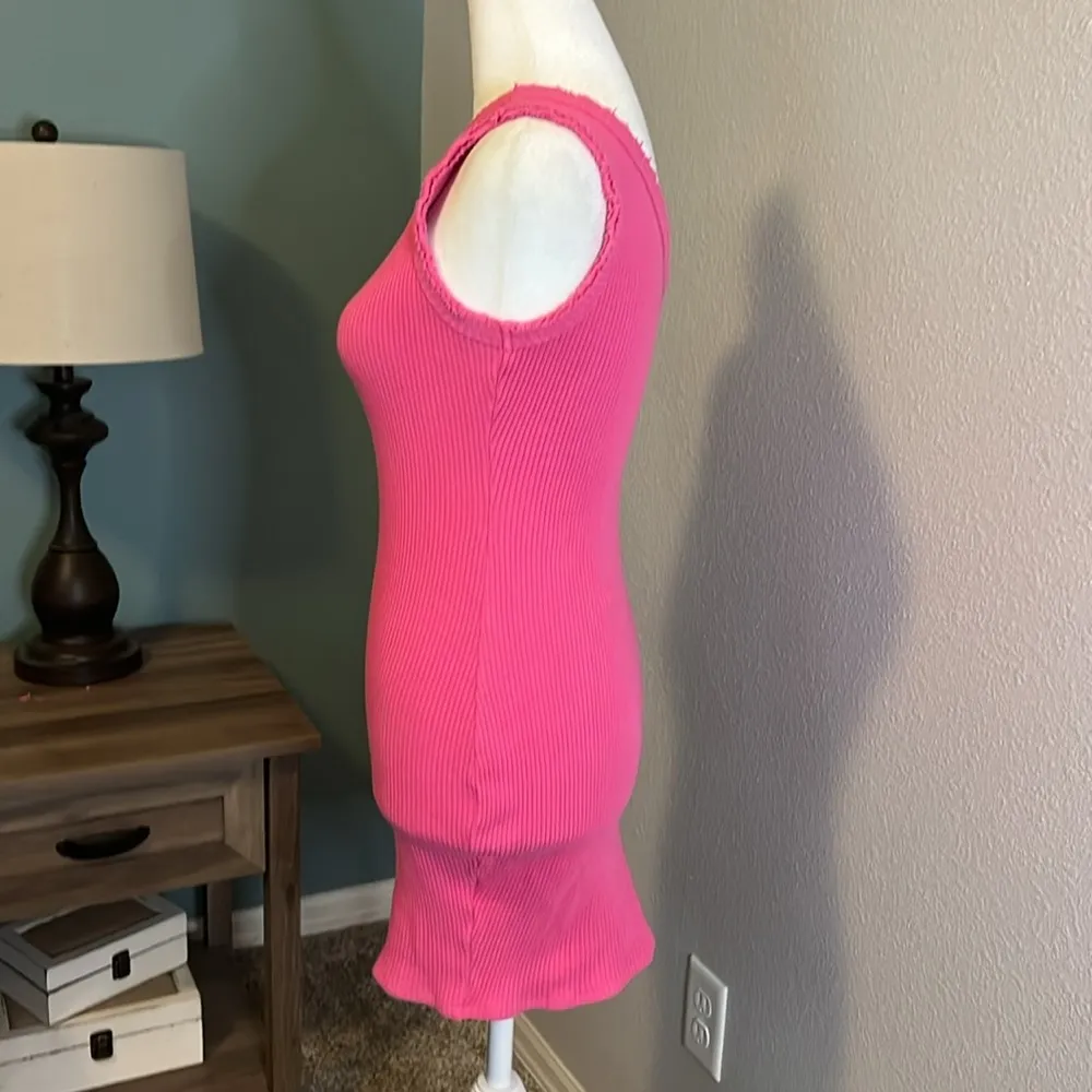 Urban Outfitters Bodycon Ribbed Cotton Pink Dress Size Medium - Image 4
