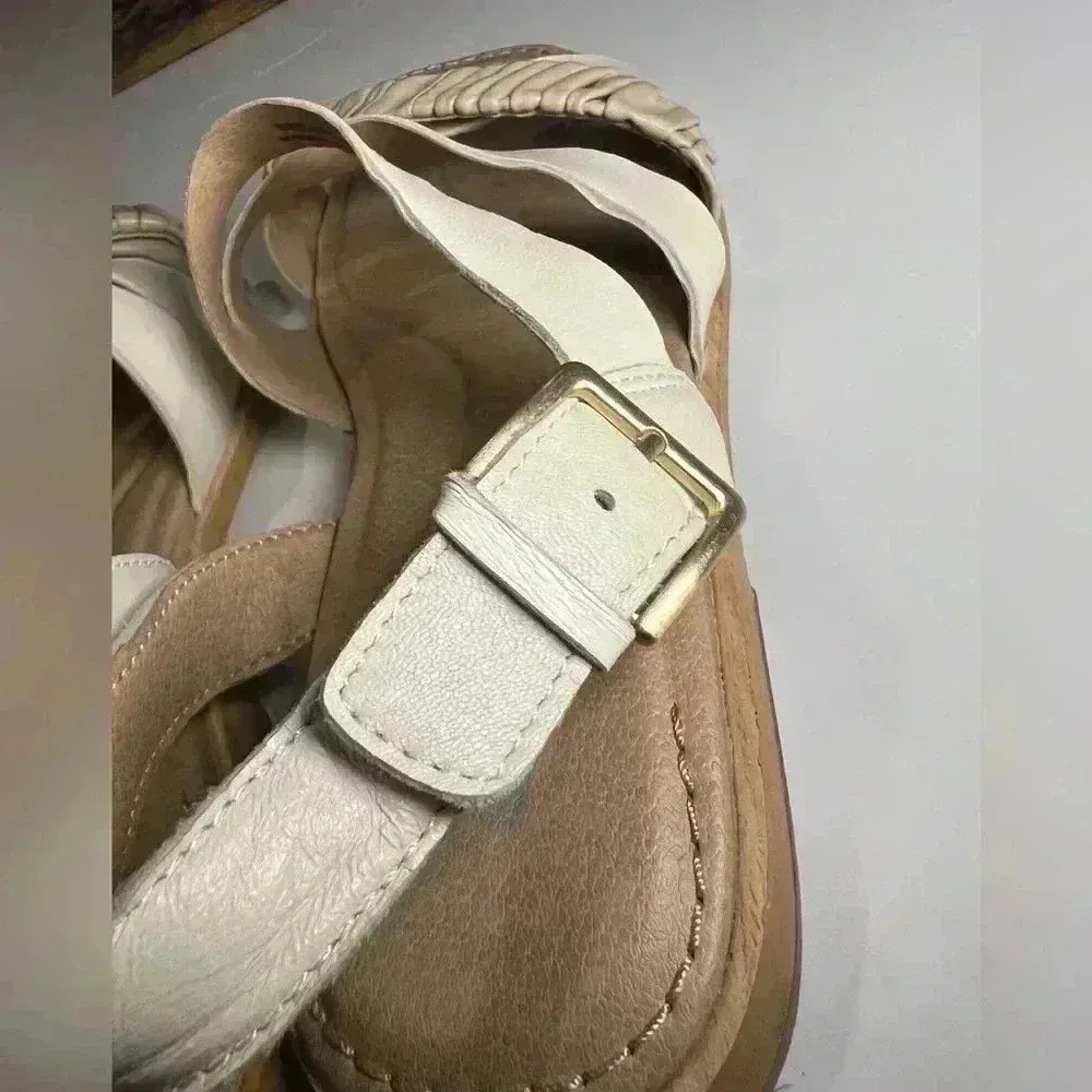 Dr. scholl’s sling back leather strappy sandal ruched square toe cushion 8,5 White - Image 5