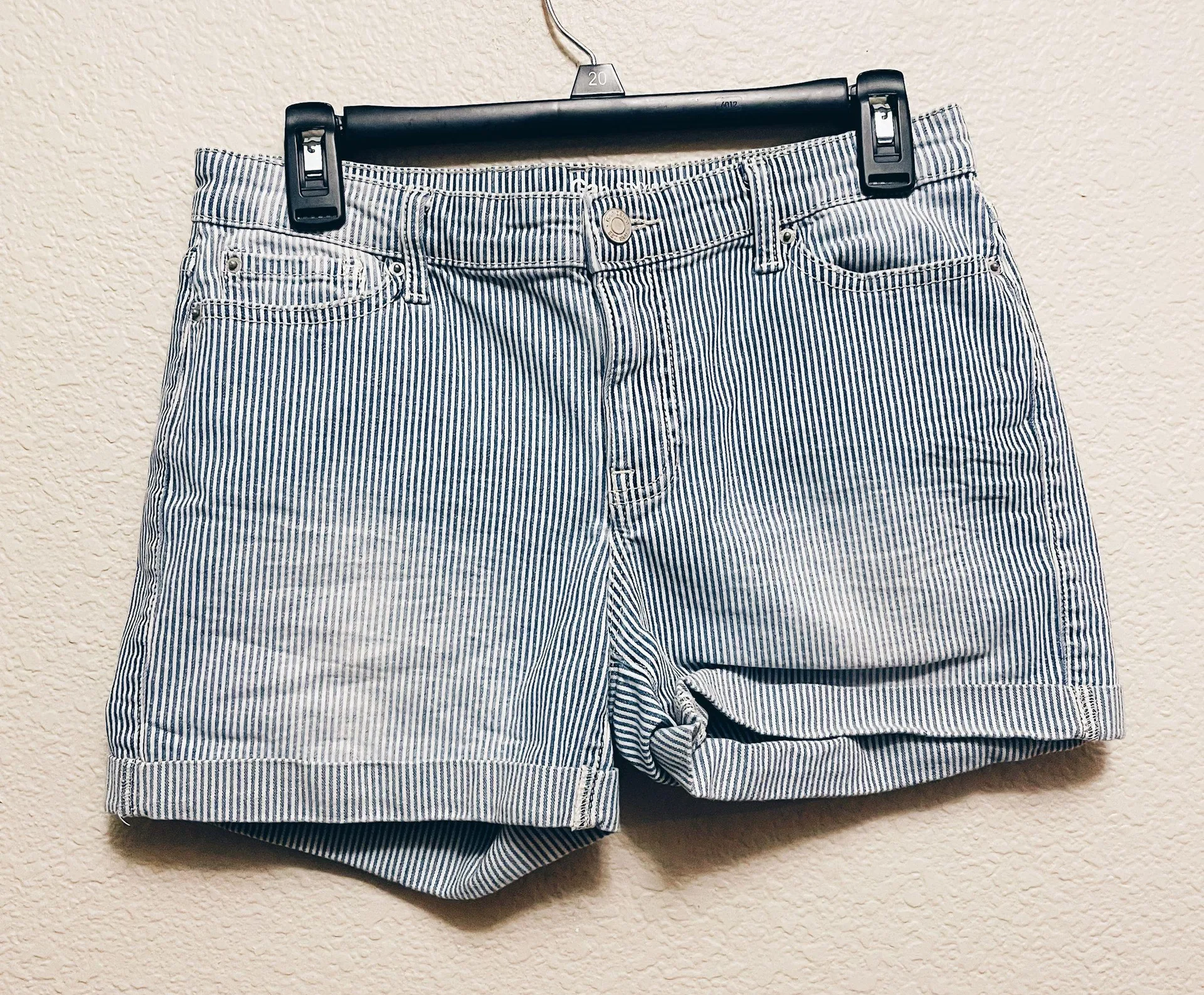Gap sexy boyfriend Shorts - Image 3