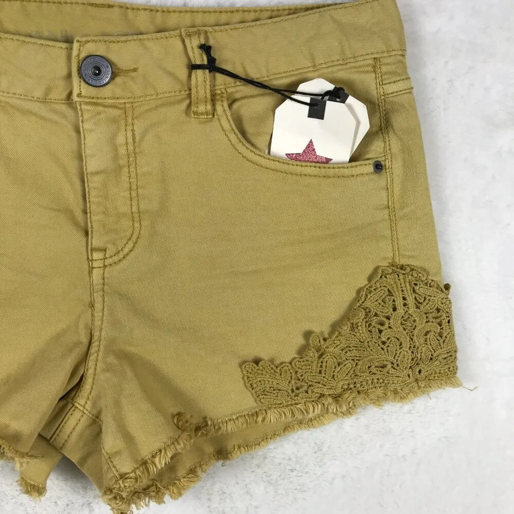 VANILLA STAR Crochet Lace Trim Cut-off Mini Denim Jean Shorts NWT 13 - Image 3