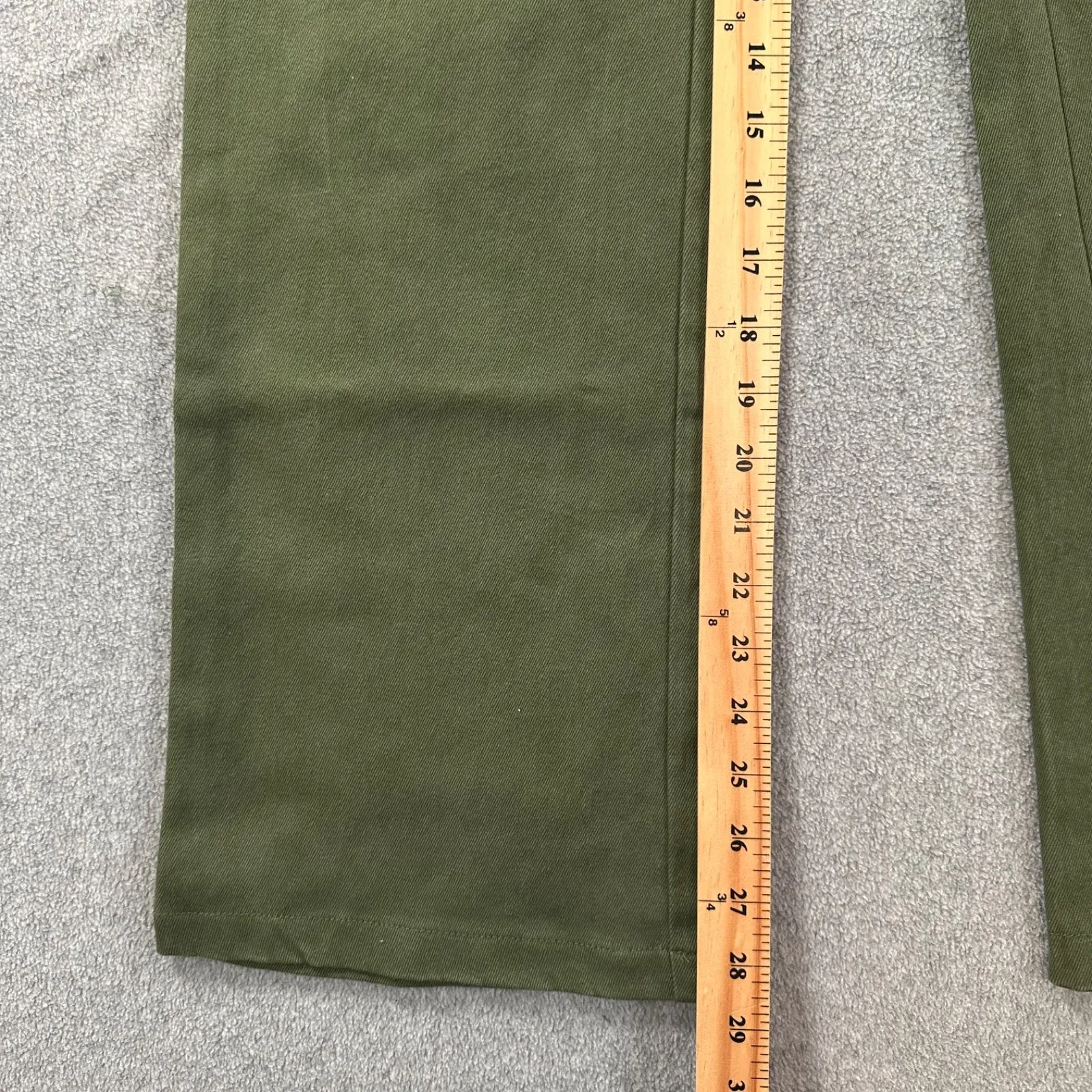 Altar'd State Olive Green Cargo Utility Jeans Size Medium Bootcut New Pockets - Image 5