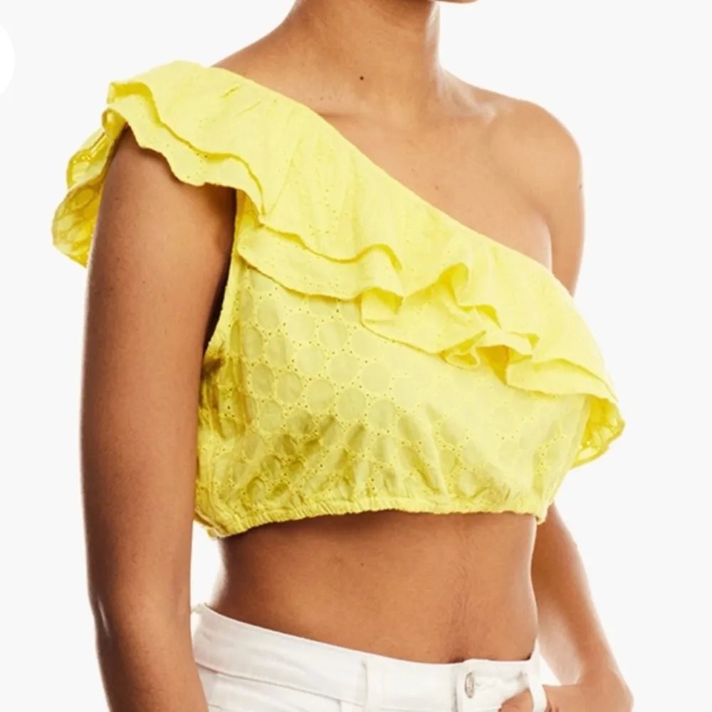 Zara Yellow Eyelet Ruffle One Shoulder Crop Top Size L NWT - Image 4