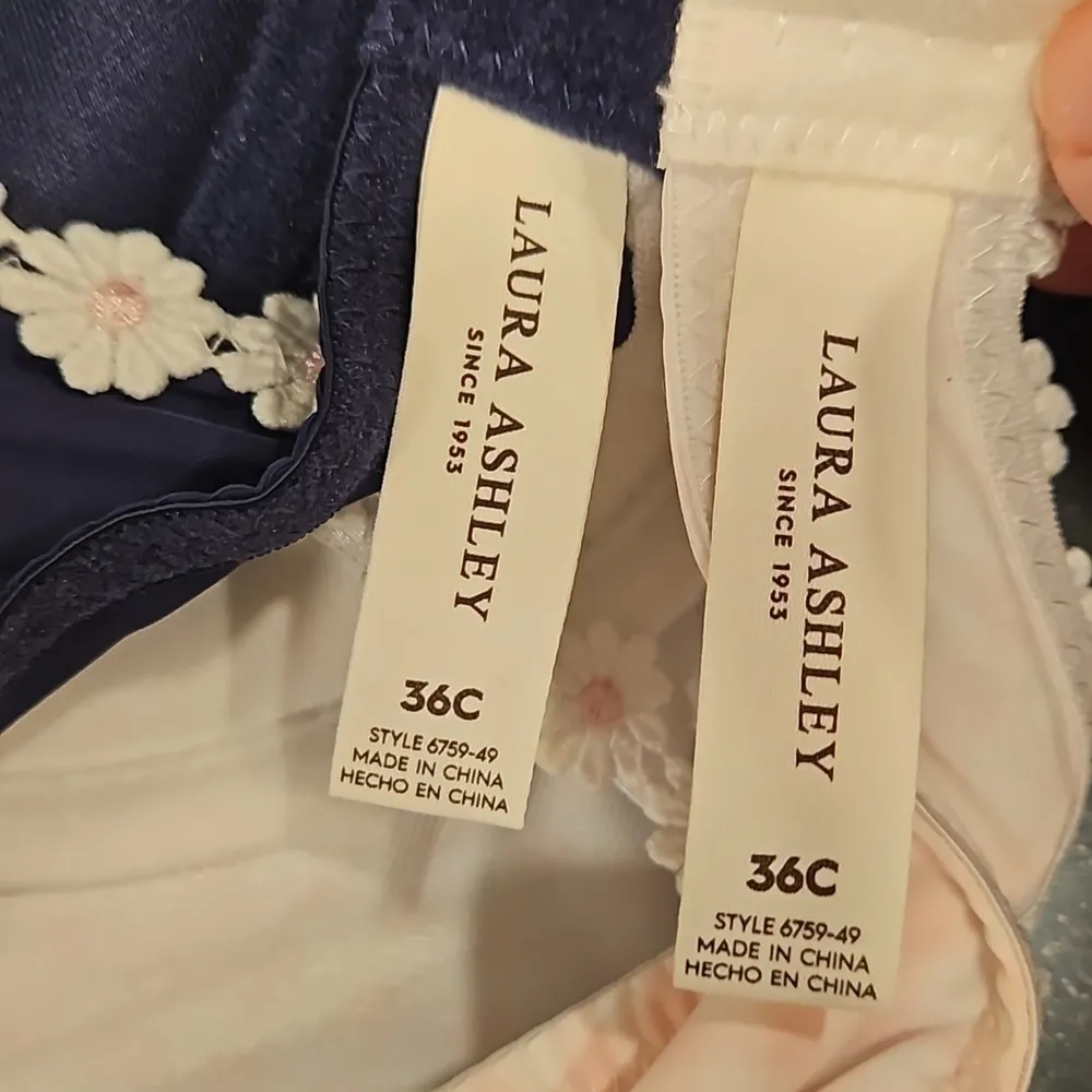 💕LAURA ASHLEY💕 Comfort Push Up Bras (2 Pack) Pink Checkers & Navy Blue 36C NWT - Image 11