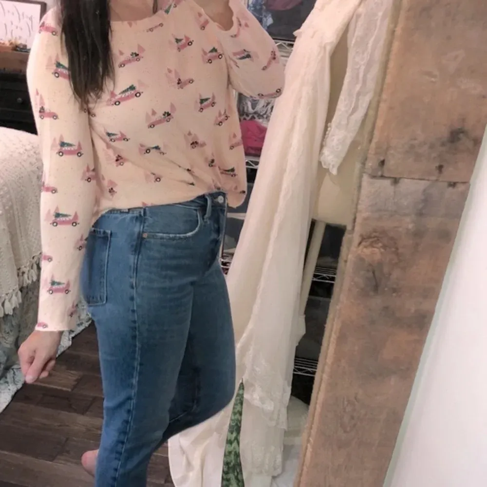 True Craft pink waffle knit top size small pink truck car Christmas tree print - Image 3