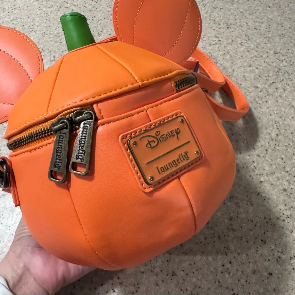 Disney Loungefly Mickey Mouse Pumpkin Head Crossbody Halloween Bag - Image 4
