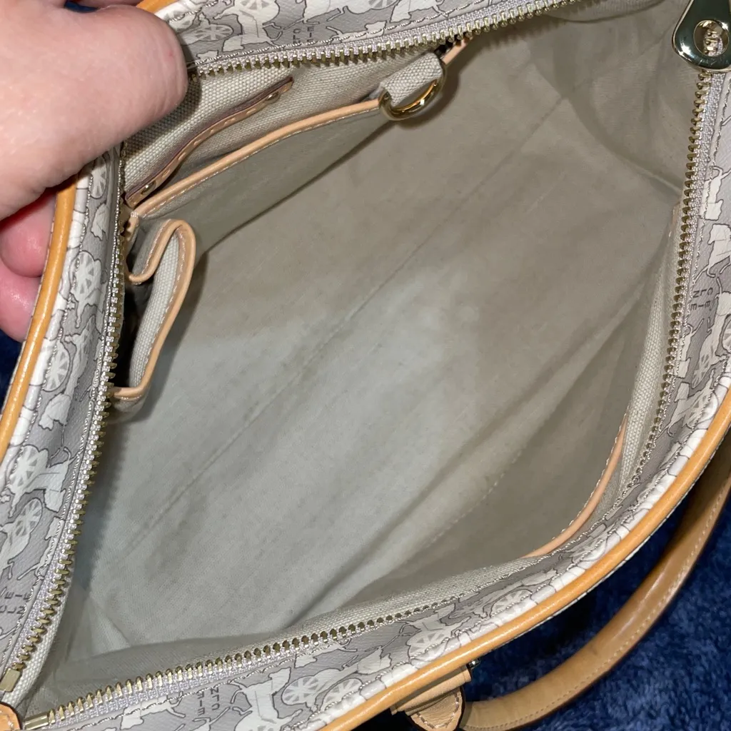 Celine PVC Handbag - Image 12