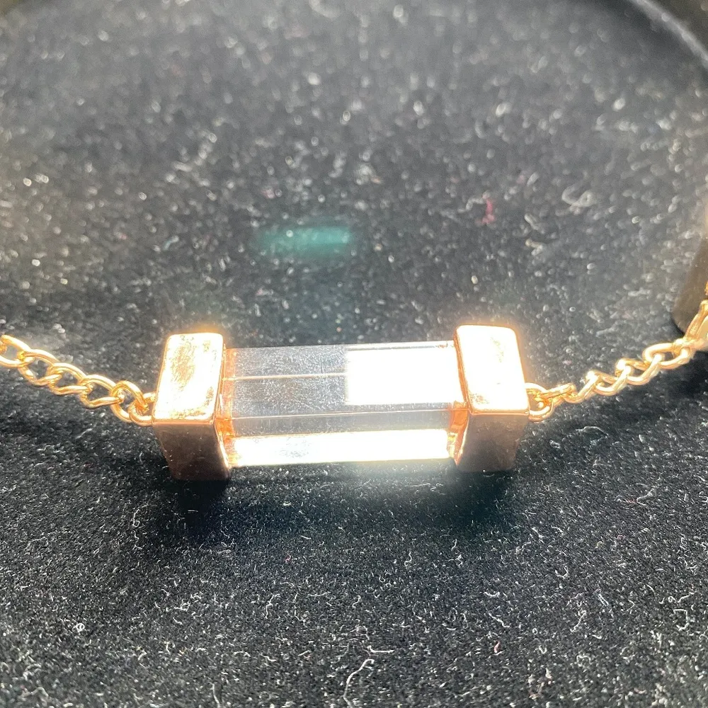 Oker Brand Bar Bell chocker gold tone NEW - Image 4