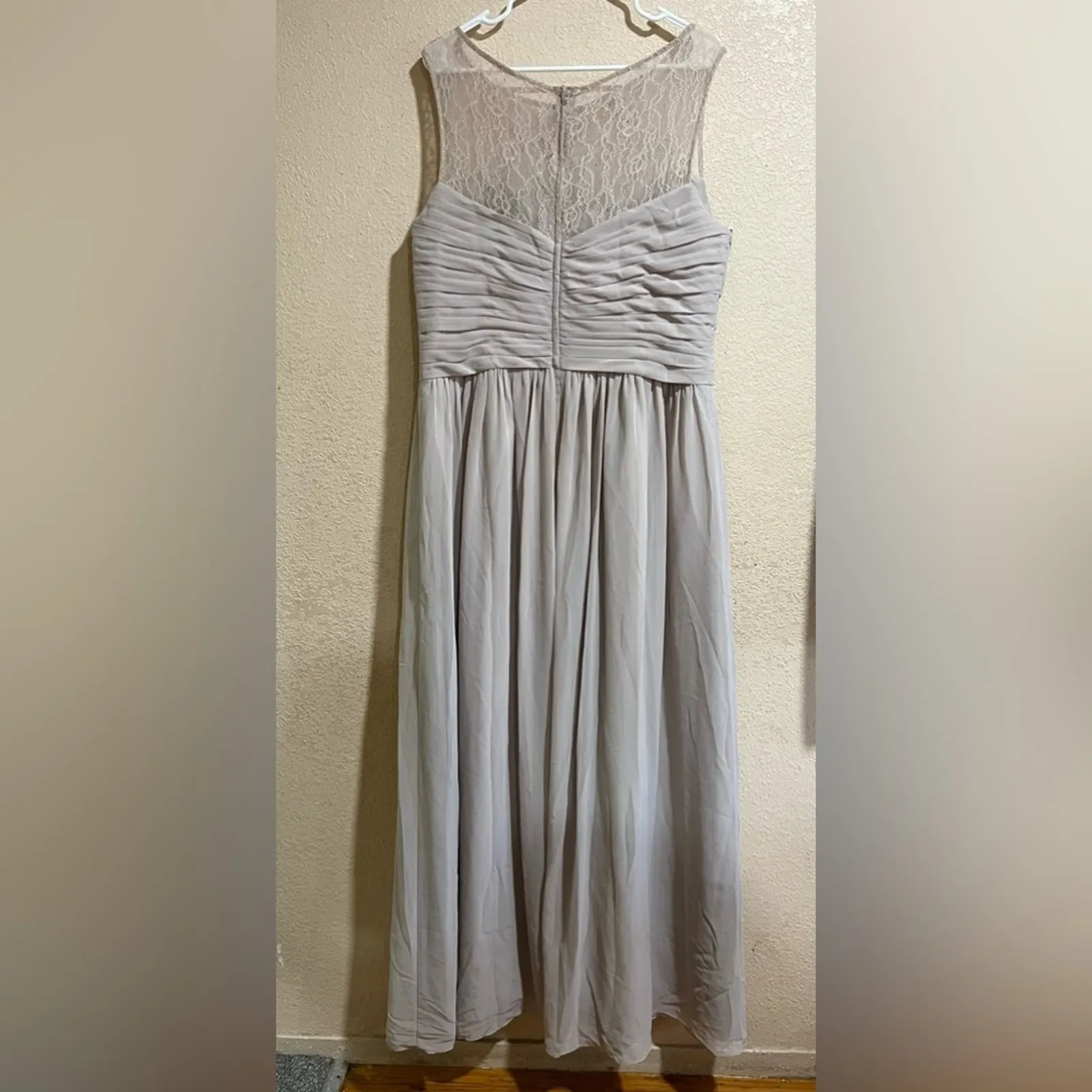 Eliza J beige lace pleated MOB dress 14 - Image 2