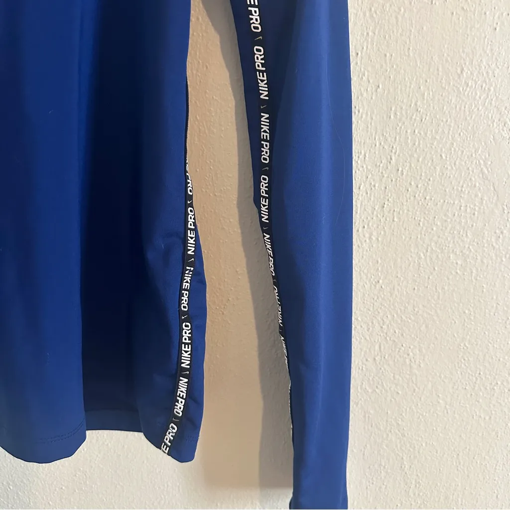 Nike Pro Athletic Long Sleeve Top - Image 2