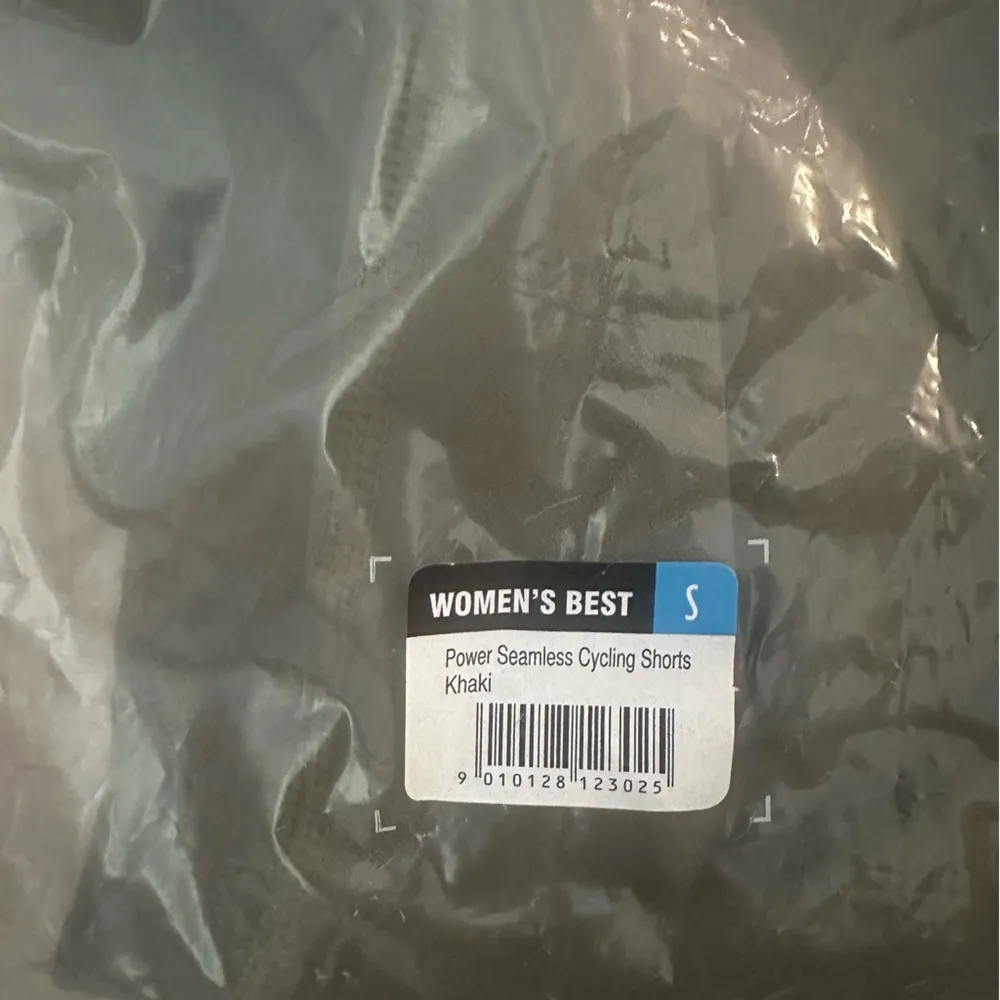 NWT Women’s Best Power Seamless Cycling Shorts in Khaki - Image 7