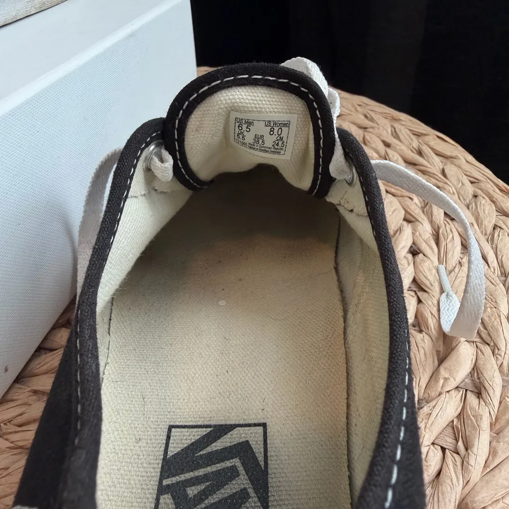 Vans Black and White Canvas Shoes - Image 5