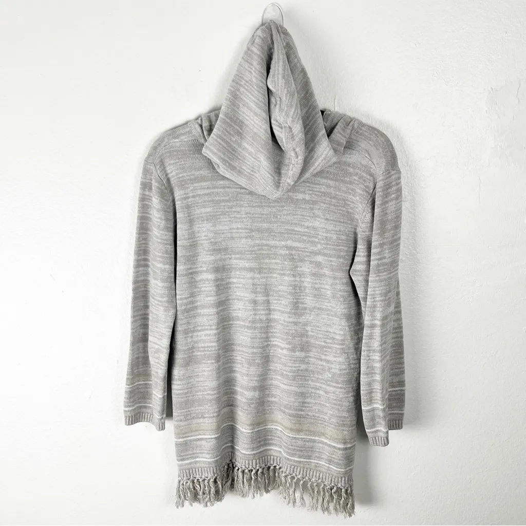 TOMMY BAHAMA Anacapa Silver Linen Blend Fringe Trim V-Neck Hooded Sweater Small - Image 2