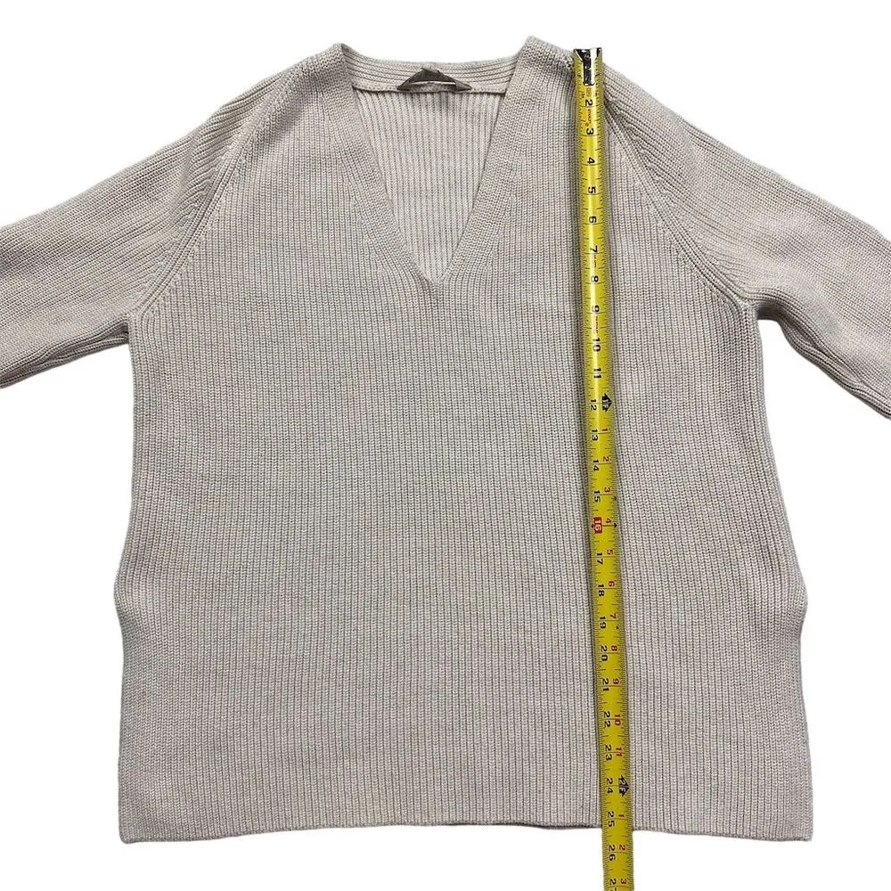 Athleta Switchback Pullover V-Neck Sweater Ivory Long Sleeve Women’s Size XS - Image 3