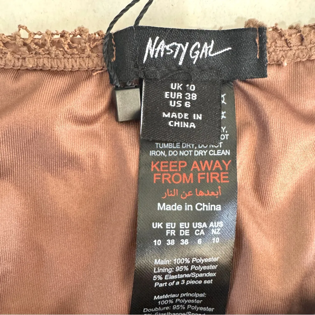 NWT Nasty Gal Chocolate Brown Pom Pom Crochet Bikini & Wrap 3 piece set sz 6 /M - Image 12