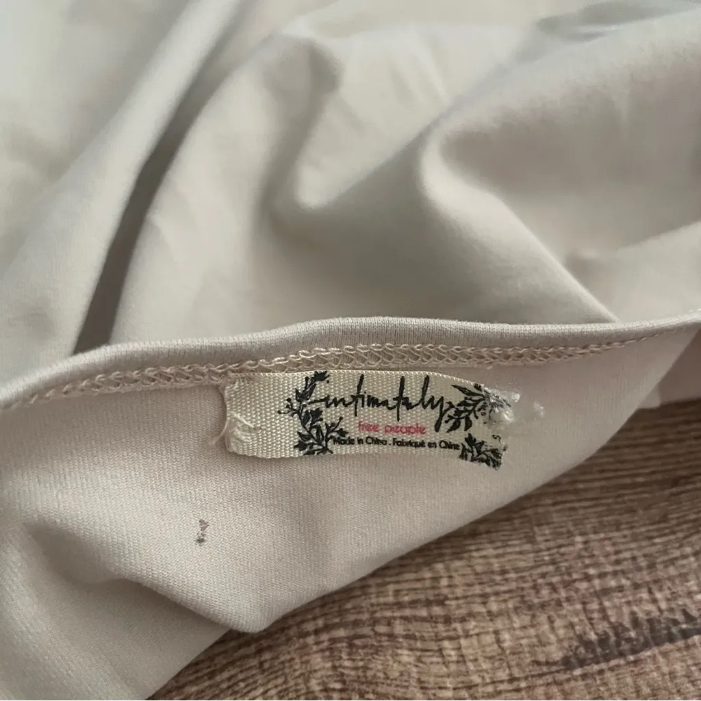 Intimately Free People Women's Beige Square Neck Long Sleeve Bodysuit Small - Image 4