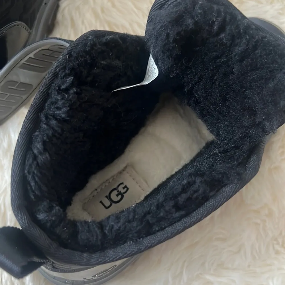 UGG Neumel Graphic Monogram Chukka Boots - Image 9