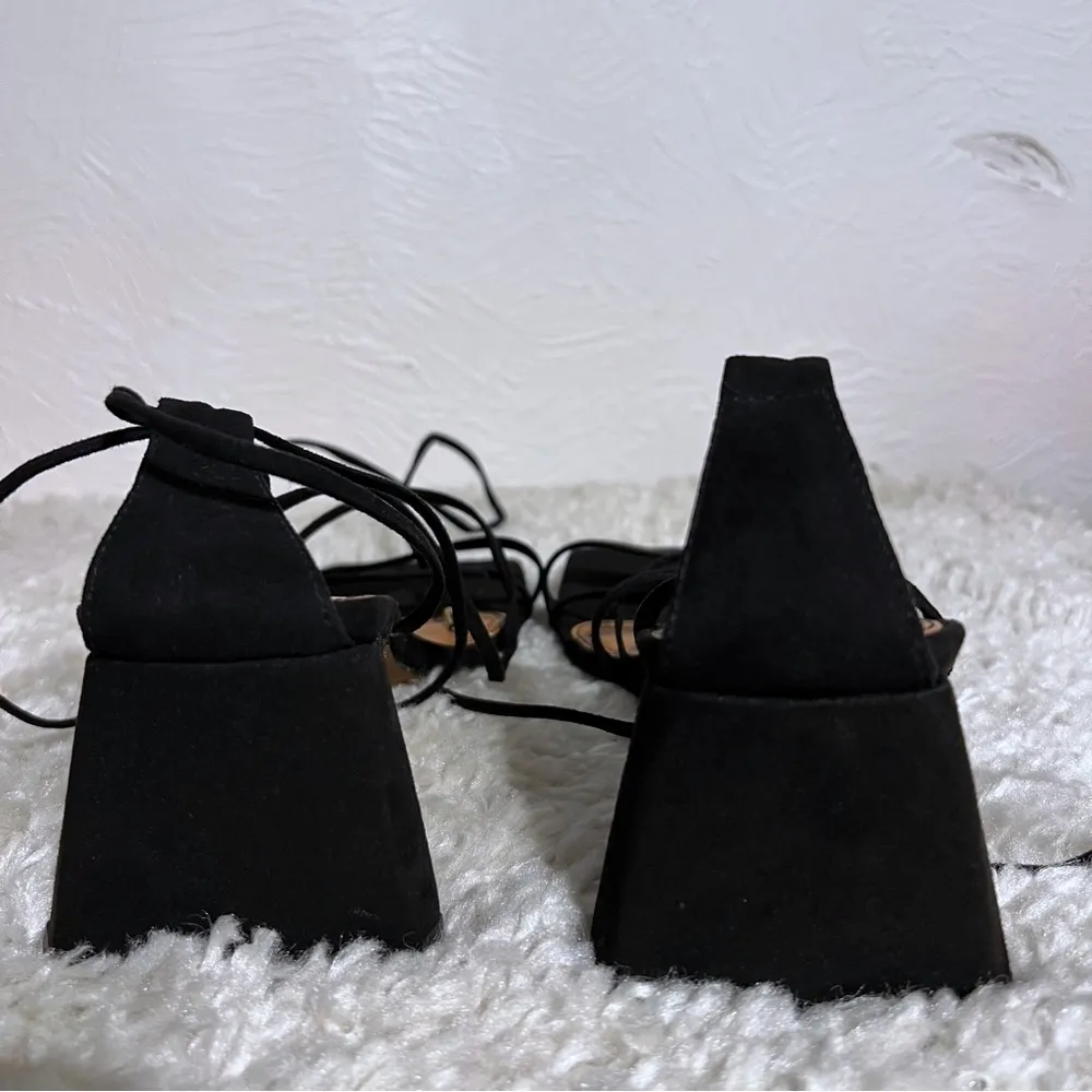 Asos Design  Square toe tie leg block heeled Women’s Heels  Black SZ US 9 LKNW - Image 4